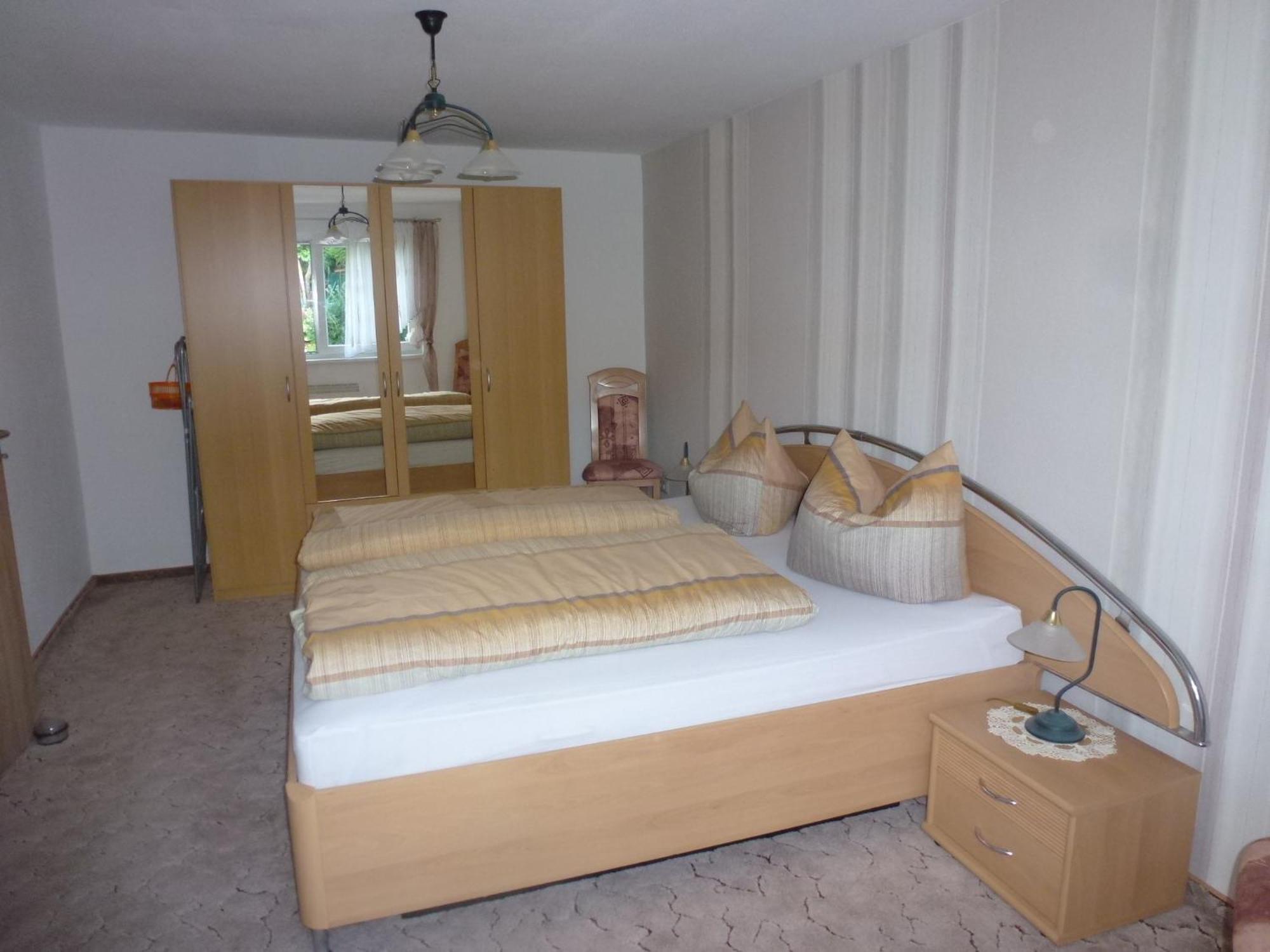 Ferienwohnung Bradatsch Catterfeld Exterior foto